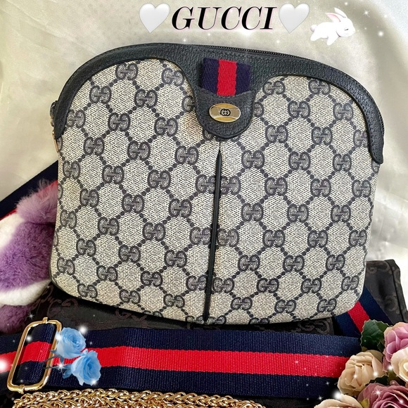 🎀SALE🎀💙Auth♥️ GUCCI GG Monogram Supreme VTG Web Crossbody Pouch Clutch💫✨